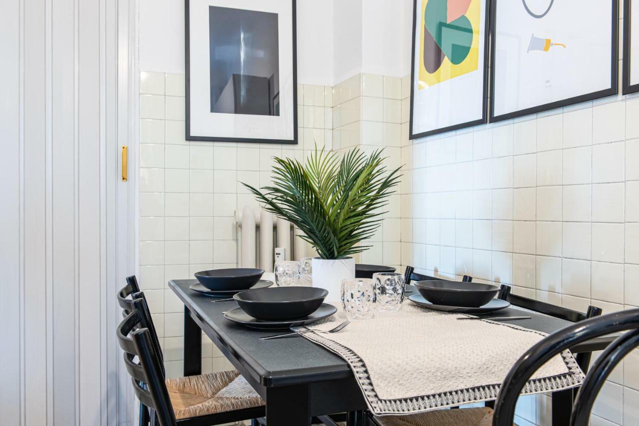 Joivy Sophisticated 3-bed Flat With Desk Appartement